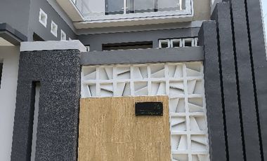 Dijual rumah baru lokasi jajar solo