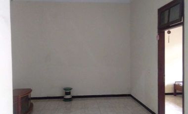 RUMAH 2 LANTAI SIAP HUNI, PERUM SIDOKARE ASRI, PUSAT KOTA SIDOARJO
