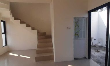 Rumah Murah Lantai 2 Lokasi Suci Manyar Gresik Perum Grand Choiriyah 3