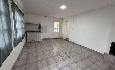 Vendo Casa En Caseros, Entre Ríos.