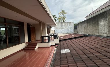 Disewakan Rumah siap huni lokasi elit di Kelapa Gading