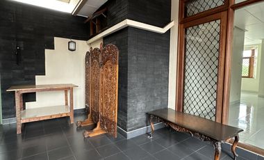 Disewakan Rumah siap huni lokasi elit di Kelapa Gading