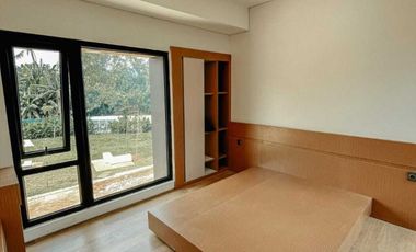 RUMAH SELANGKAH KE PINTU TOL LOKASI STRATEGIS PRBTSAN JKT-DPK FASILITAS RMH KOMPLIT