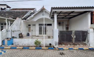 RUMAH DI PERUM PERMATA MEGAH ASRI E-8, SIDOKEPUNG, BUDURAN SIDOARJO