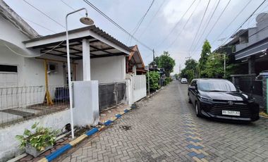 RUMAH DI PERUM PERMATA MEGAH ASRI E-8, SIDOKEPUNG, BUDURAN SIDOARJO