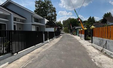 dijual rumah di sleman dekat perumahan pertamina purwomartani kalasan