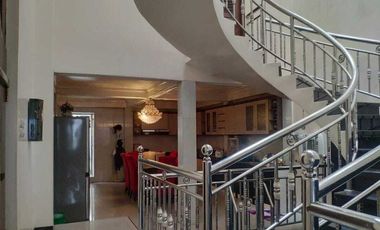 Dijual Rumah Mewah 3 Lantai Siap Huni Area Mertoyudan Magelang