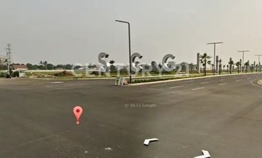 Samping Gerbang Summarecon Crown Gading Bekasi Strategis