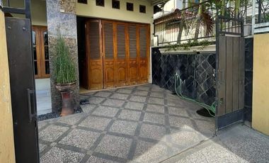 RUMAH SIAP HUNI FULLY FURNISHED DEKAT JL IMOGIRI TIMUR