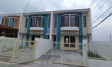 RUMAH BARU 2LT 3KT 15 MENIT KE RAYA MERR FREE DP FREE BIAYA2