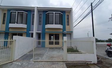 RUMAH BARU 2LT 3KT 15 MENIT KE RAYA MERR FREE DP FREE BIAYA2