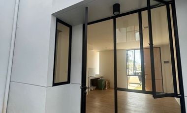 Rumah di Cluster Cendana Lippo Karawaci Tangerang