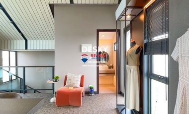 Vanica 7 Premium Attic Room di Summarecon Crown Gading Bekasi