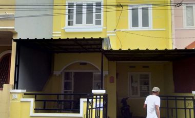 Rumah 2 Lantai Strategis Di Taman Harapan Baru Bekasi