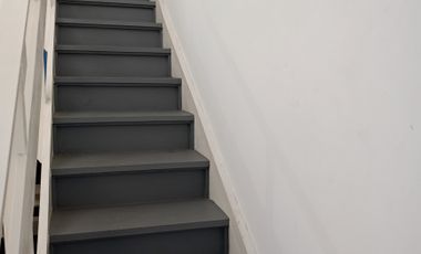 DISEWA RUMAH TAHUNAN BAGUS SIAP HUNI BERSIH VENESIA SENTUL SSR61