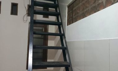 Rumah Semi Furnish 2 1/2 lantai di Cluster Mutiara Baru Bks