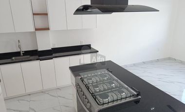 Casa en Venta 3 recs 3.5 baños, Arbolada Cancun Quintana Roo