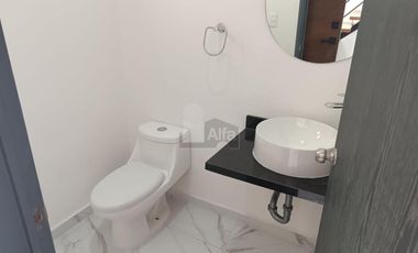 Casa en Venta 3 recs 3.5 baños, Arbolada Cancun Quintana Roo