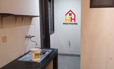 DISEWAKAN RUMAH GREEN LAKE CITY 6x15 CLUSTER EAST ASIA. TERMURAH