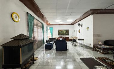 Rumah Besar Halaman Luas Di Duren Sawit Jaktim Banyak Usaha Sekitar