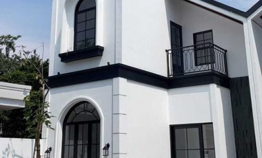 RUMAH STRATEGIS MURAH PUSAT KOTA BOGOR VIEW GUNUNG DEKAT TOL & STASIUN