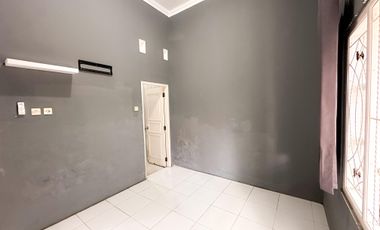 Rumah siap huni murah dekat ringrod utara kampus UPN.
