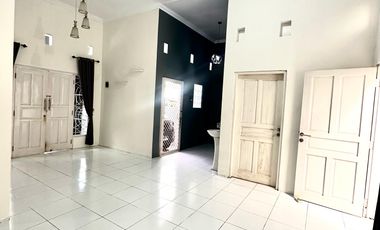Rumah siap huni murah dekat ringrod utara kampus UPN.