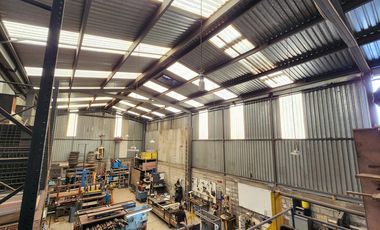 VENTA DE BODEGA CON USO DE SUELO TIPO B. COL. LAS AMÉRICAS