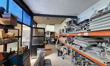 VENTA DE BODEGA CON USO DE SUELO TIPO B. COL. LAS AMÉRICAS