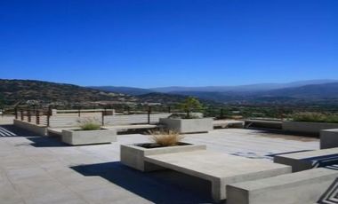 Casa en Arriendo en Golf De Manquehue - Santiago College