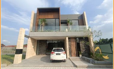 Townhouse Baru Palagan di Jongke Dekat SCH