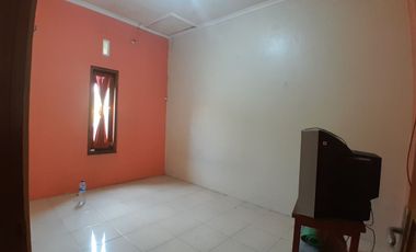 Rumah murah lahan luas 200 m2 di Makamhaji Kartasura