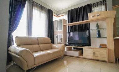 Villa adem dago pakar ada kolam renang