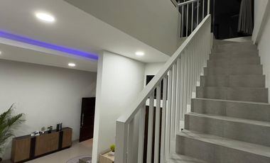 jl kaliurang dekat PLN jl kayen banteng, rumah full furnish dijual murah