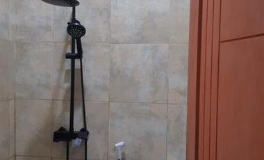 Rumah Full Renovasi Bangunan Luas dan Kokoh Di Cibabat Cimahi Utara