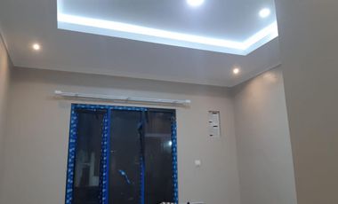 Rumah Full Renovasi Bangunan Luas dan Kokoh Di Cibabat Cimahi Utara