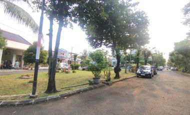 Rumah 1.5 Lantai Rapi Siap Huni di Cluster Eudora Graha Raya Bintaro