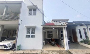Rumah 1.5 Lantai Rapi Siap Huni di Cluster Eudora Graha Raya Bintaro