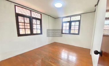 FOR SELL House V. Niwet  CX-128808