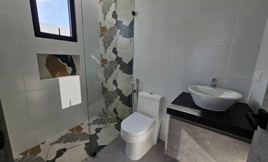 Expectacular casa, ubicada en la zona sur de la Ciudad de Manta