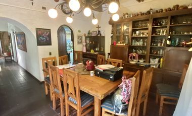 Casa amplia 6D 5B + habitación tipo depto. con entrada independiente