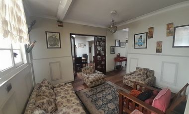 EXCELENTE CASA SANTIAGO CENTRO SUR