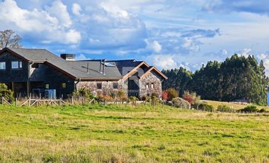 PARCELA VISTA DESPEJADA  LAGUNA PICHILAGUNA EN PUERTO WERNER