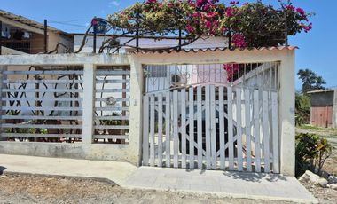 Casa Km 2 Via Data sector Bellavista, Playas W