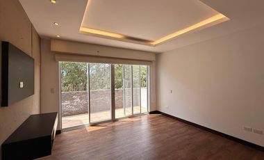 VENTA Casa en Urb. Privada. Arrayanes, Puembo . YC