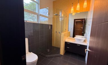 VENTA Casa en Urb. Privada. Arrayanes, Puembo . YC