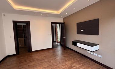 VENTA Casa en Urb. Privada. Arrayanes, Puembo . YC