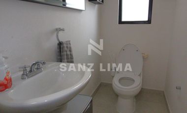 La Reserva. Magnifica casa con amplio terreno excedente, 3 recamaras.