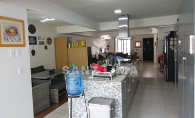 La Reserva. Magnifica casa con amplio terreno excedente, 3 recamaras.