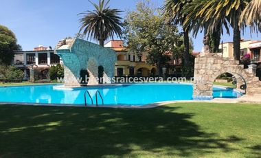 CASA EN RENTA EN TEQUISQUIAPAN EN FRACC. MANANTIALES DEL PRADO. Eugenia.